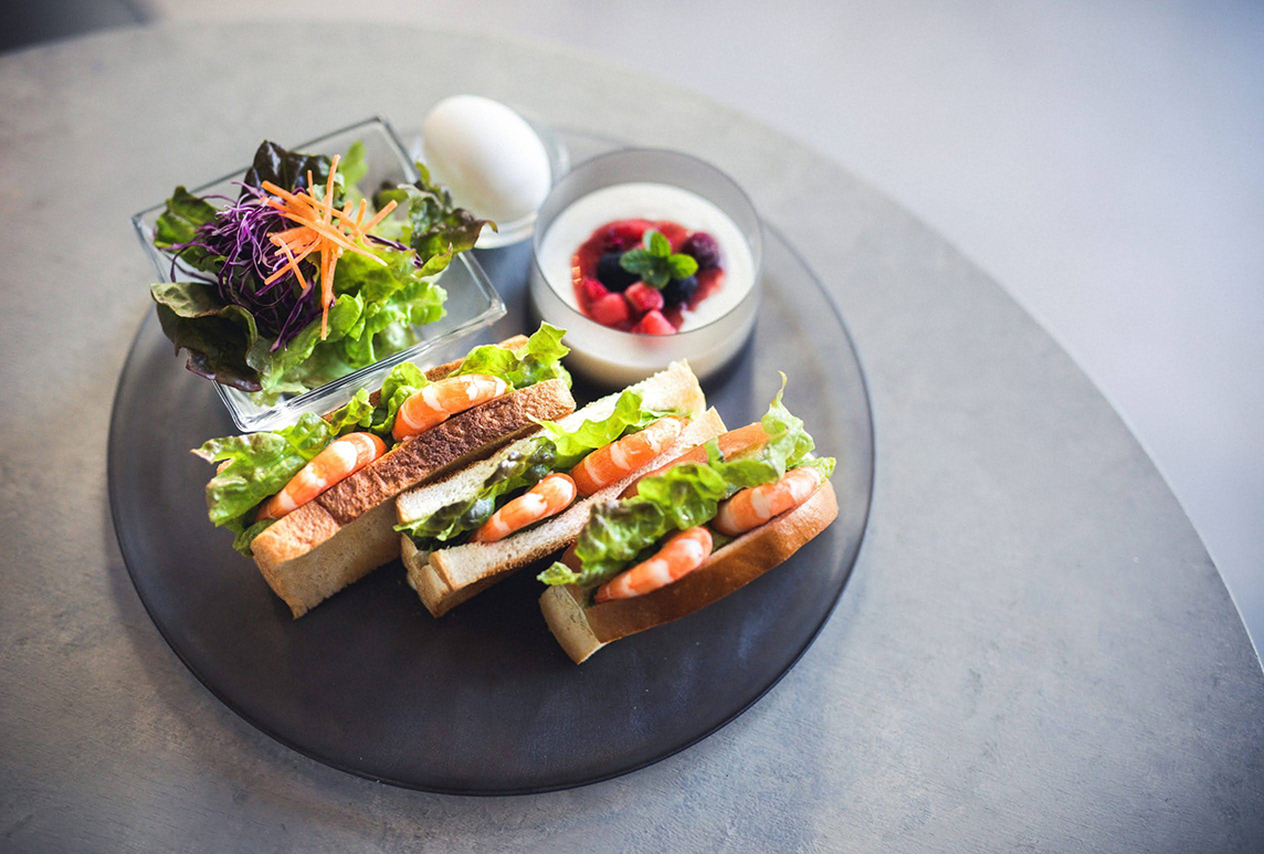 Ree's Cafe 2