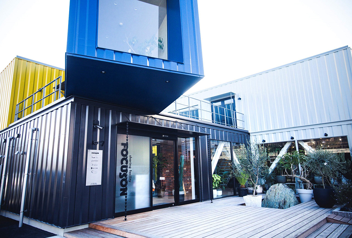 Ree's Cafe 3